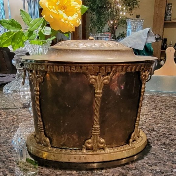 Antique Ornate Brass English Tea Caddy With Hinged Lid - Picture 11 of 12